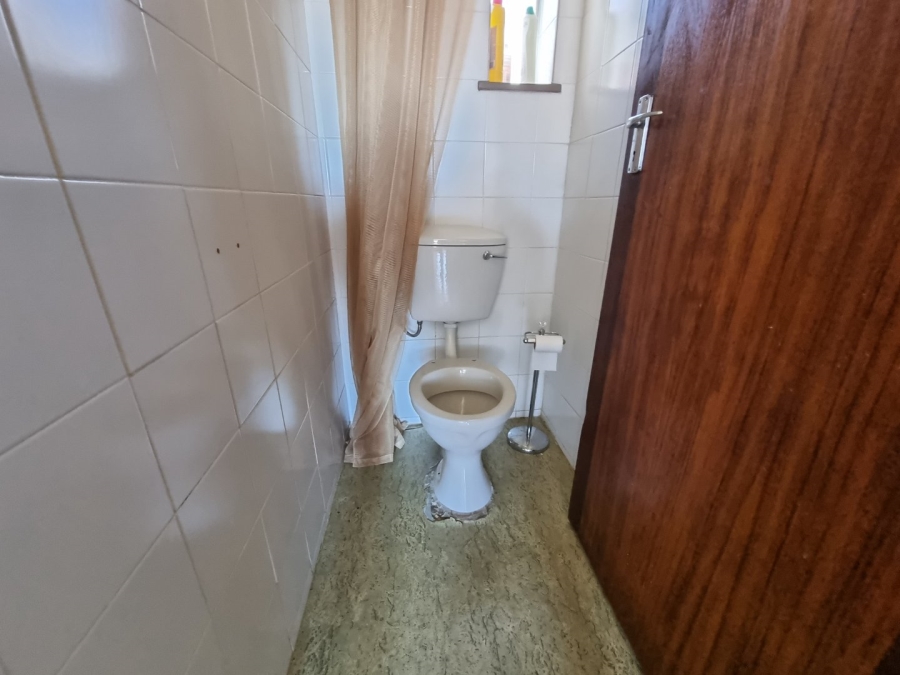 4 Bedroom Property for Sale in Hospitaalheuwel Free State